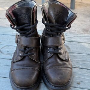 Dr Martens Triumph distressed black buckle boots